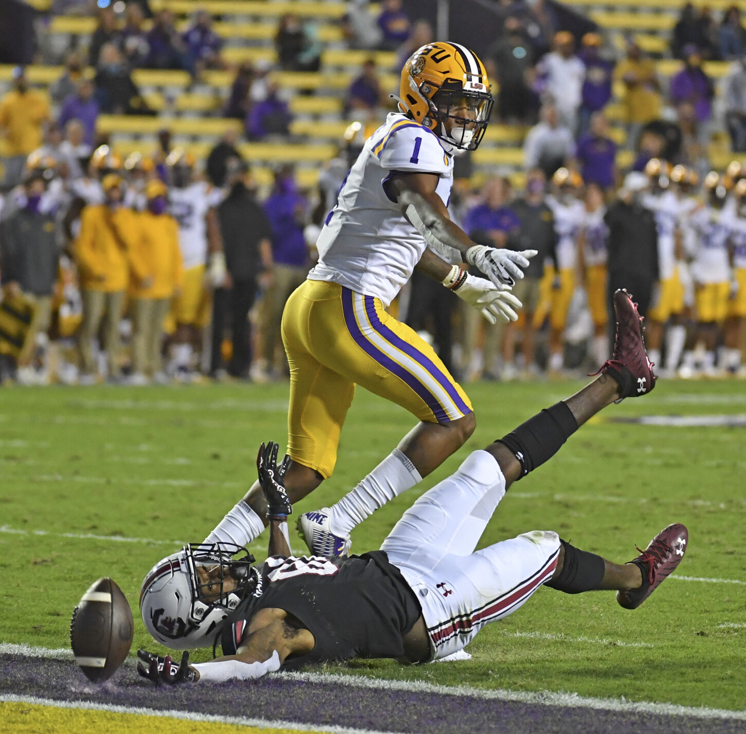 BR.lsucarolina.102520 HS 3087.JPG
